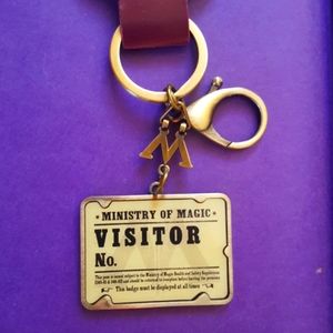 Harry Potter Ministry of Magic Visitor Keychain